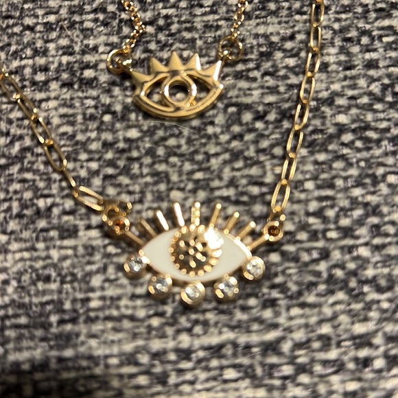 NWT Forever 21 Evil Eye Charm Layered Necklace - Picture 5 of 8